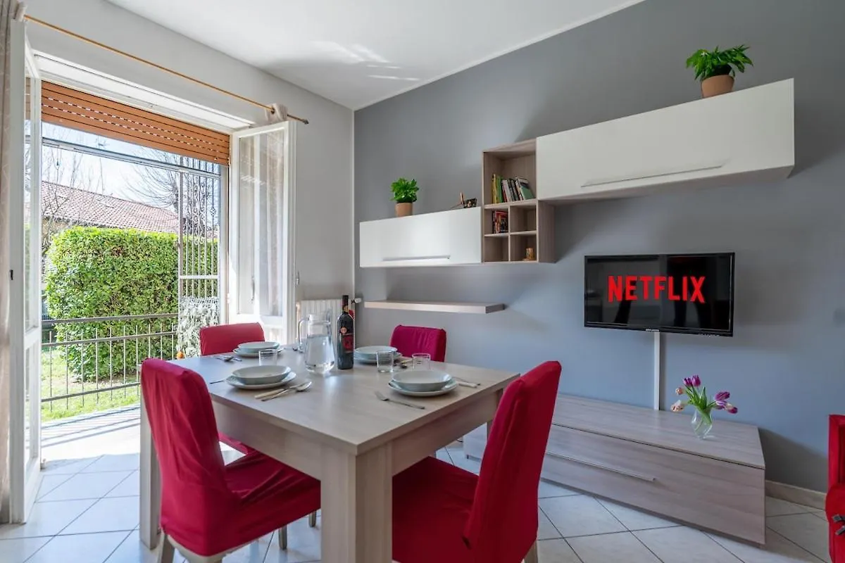 Humanitas Very Bright With Balcony With Smartworking Rozzano Apartment