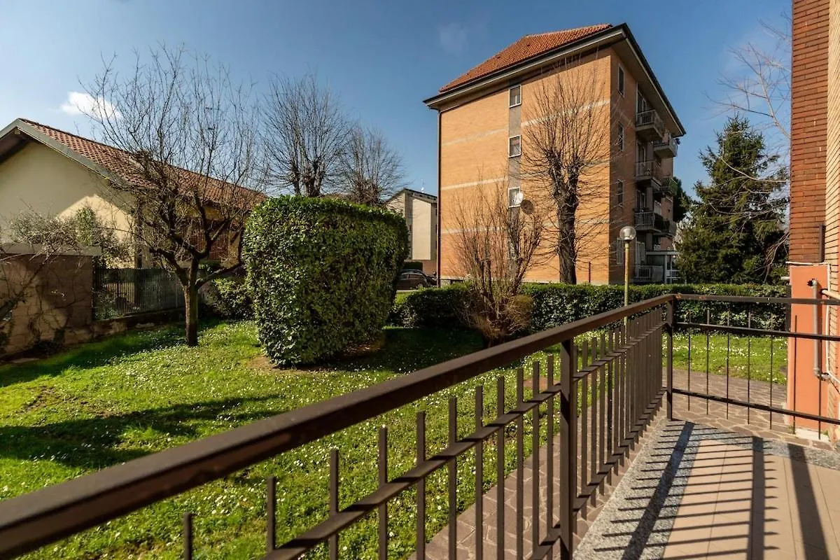 Apartment Humanitas Very Bright With Balcony With Smartworking Rozzano